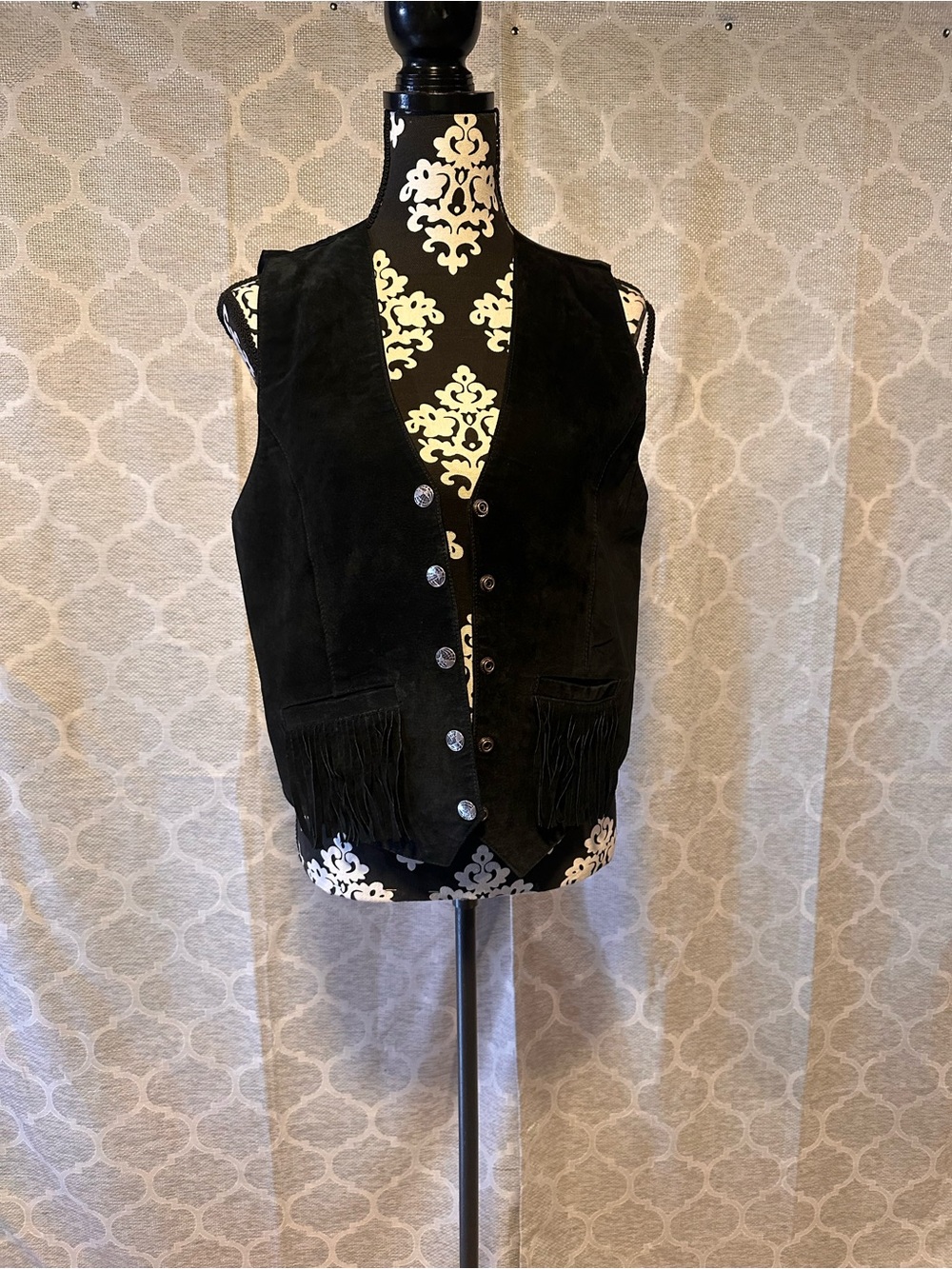 Vintage Scully Leather Black Suede Fringe Vest Ornate Silver snaps size 10